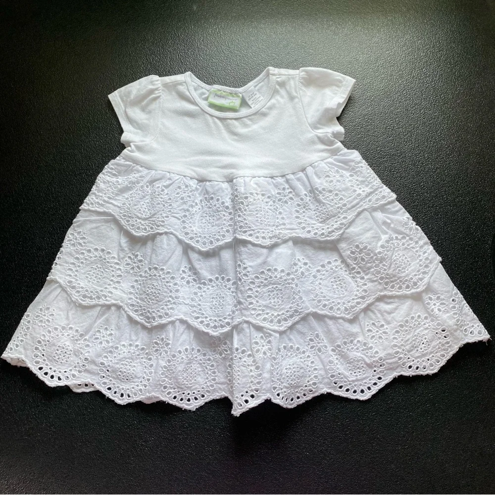 First Impressions for Macy’s White Eyelet Baby Girl Dress size 12 months